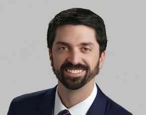 Kevin G. Thomas headshot.