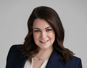 Caitlin K. Urisko headshot.