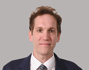 Joshua S. Weinberg headshot.